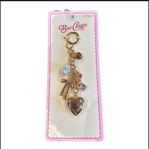 💛🔹️Capelli 🔹️of New York  Gold Heart and Bow Key Holder